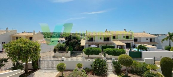 3 Schlafzimmer Villa in Albufeira, Portugal, Nr. 204564 24