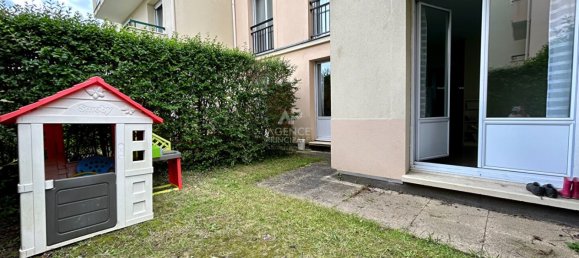 3 bedrooms Apartment in Poissy, France No. 182194 10