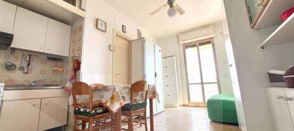 2 rooms Apartment in San Salvo, Italy No. 17872 3