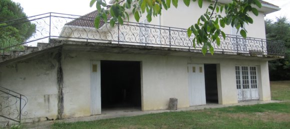 4 bedrooms House in Lafrancaise, France No. 298295 2