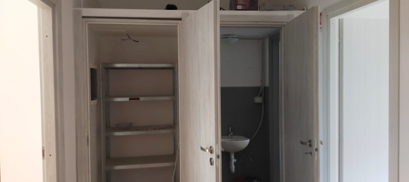 5 rooms Commercial property in Turin, Italy No. 292257 6