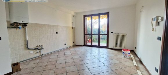 3-salle Appartement à Como, Italy No. 94459 9