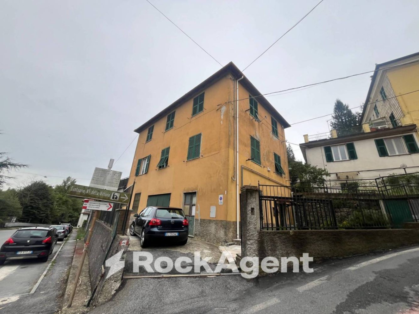 3 bedrooms Apartment in Busalla, Italy No. 401618