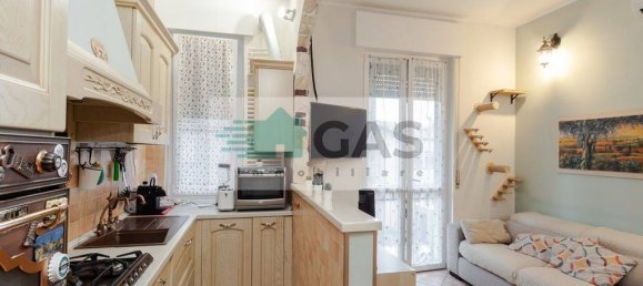 Apartamento de 2 dormitorios en Monza, Italy No. 372423 7