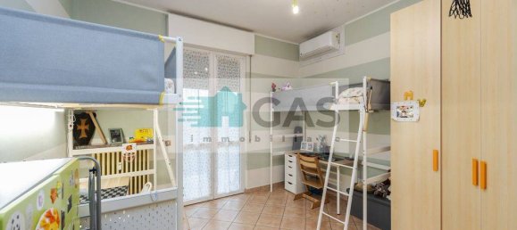Apartamento de 2 dormitorios en Monza, Italy No. 372423 16