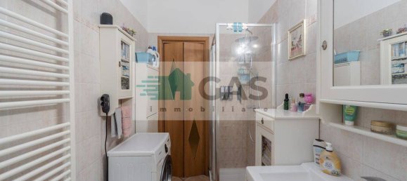 Apartamento de 2 dormitorios en Monza, Italy No. 372423 24