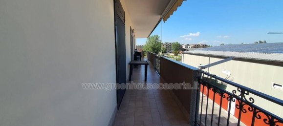 Apartamento T2 em San Nicola la Strada, Italy N.º 344486 25