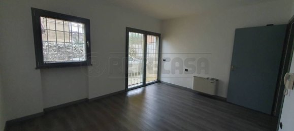 3 Schlafzimmer Wohnung in Gadesco Pieve Delmona, Italy, Nr. 142861 12