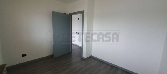 3 Schlafzimmer Wohnung in Gadesco Pieve Delmona, Italy, Nr. 142861 6