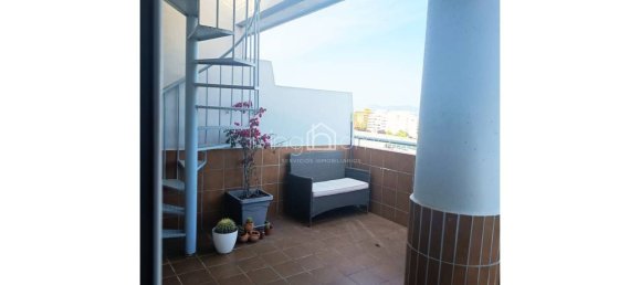 2 bedrooms Penthouse in Cadiz, Spain No. 145613 2