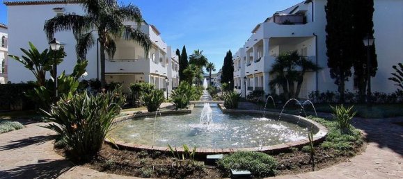 2 bedrooms Penthouse in Estepona, Spain No. 180194 17