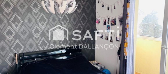 3 chambres Appartement à Saint-Quentin, France No. 232273 7