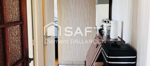 3 chambres Appartement à Saint-Quentin, France No. 232273 5