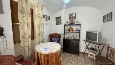 Casa de 4 dormitorios en Valencia de Alcántara, Spain No. 191796