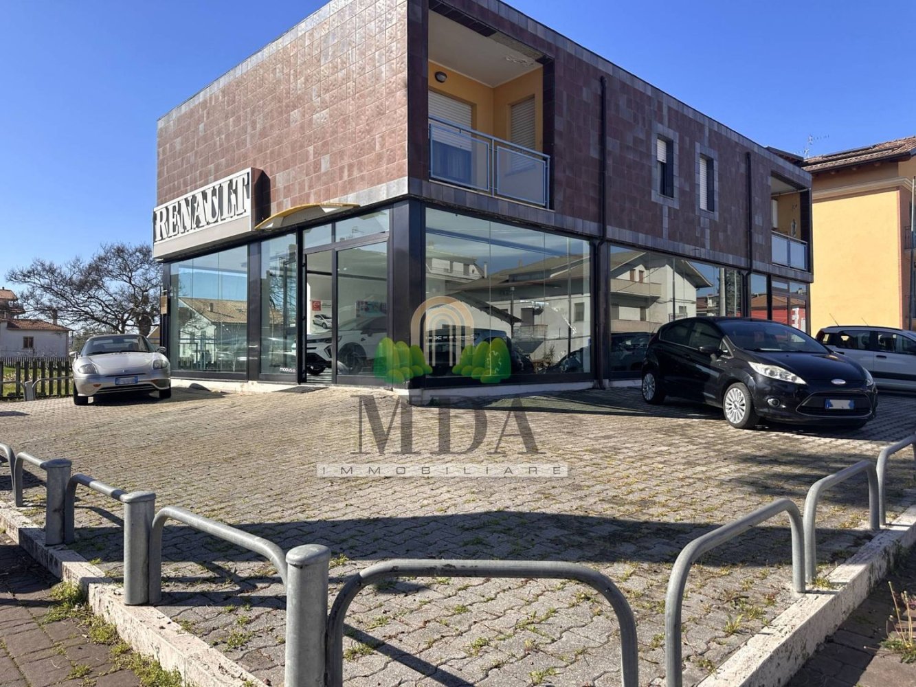 Propiedad comercial en Martinsicuro, Italy 158 m² No. 68389