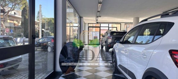 Propiedad comercial en Martinsicuro, Italy 158 m² No. 68389 11