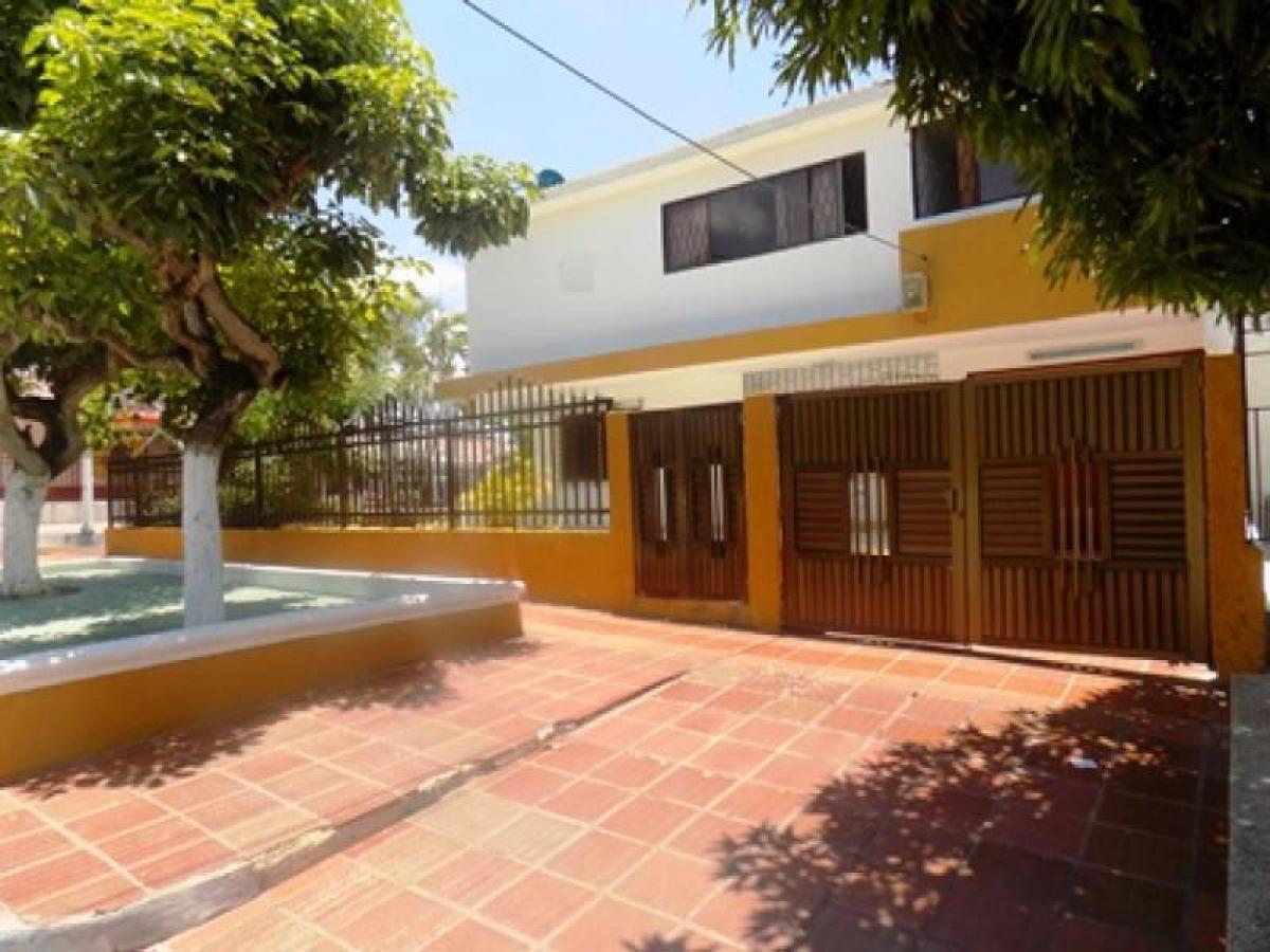 4 bedrooms House in Atlantico, Colombia No. 2578