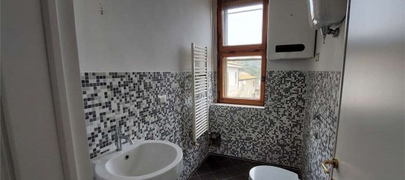 4 rooms Apartment in Magione, Italy No. 271888 12