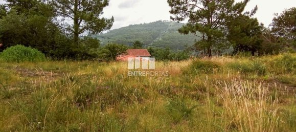 Terreno en Viana do Castelo, Portugal 644 m² No. 59143 10