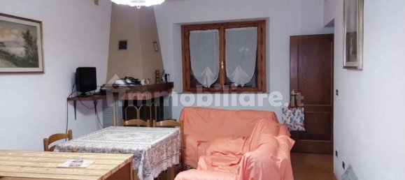 3 bedrooms Apartment in Arezzo, Italy No. 210839 4