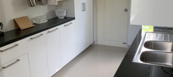 Кафе / ресторан с 4 спальнями в Паттайя, Таиланд № 2136 9