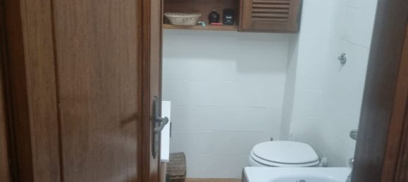 Квартира с 4 комнатами в Фьюмичино, Италия № 280450 15