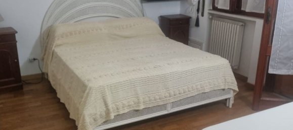 Квартира с 4 комнатами в Фьюмичино, Италия № 280450 11