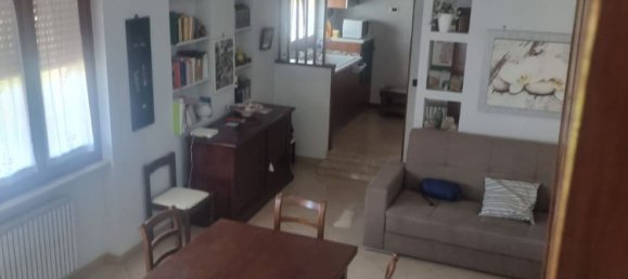 Квартира с 4 комнатами в Фьюмичино, Италия № 280450 5