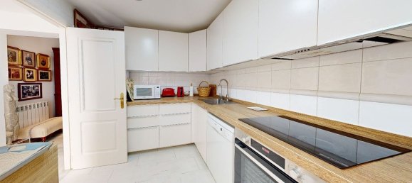 3 bedrooms Apartment in Marbella, Spain No. 166755 17