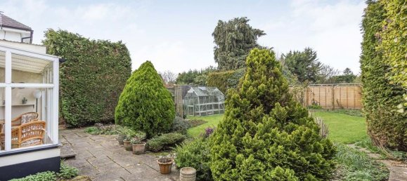 3 غرف نوم منزل في Egham, United Kingdom رقم 8627 50