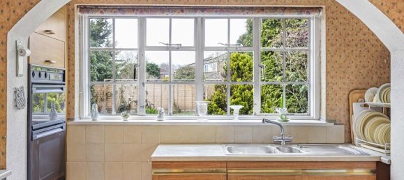 3 غرف نوم منزل في Egham, United Kingdom رقم 8627 27