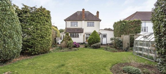 3 غرف نوم منزل في Egham, United Kingdom رقم 8627 21