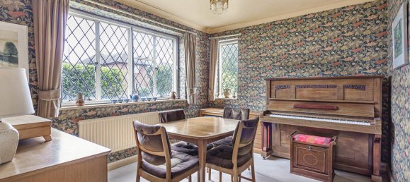 3 غرف نوم منزل في Egham, United Kingdom رقم 8627 12