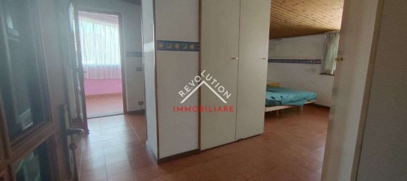 6 rooms Apartment in San Giustino, Italy No. 281199 15