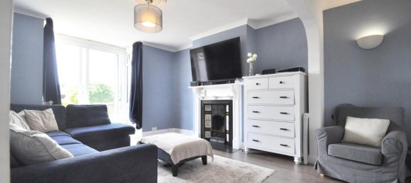 4 bedrooms House in Bromley, United Kingdom No. 13421 4