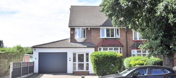 4 bedrooms House in Bromley, United Kingdom No. 13421 15