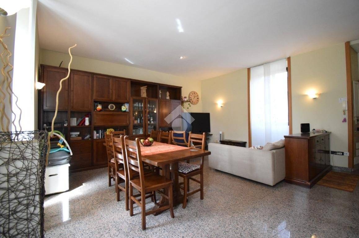 2 غرف نوم شقة في Brugherio, Italy رقم 293815