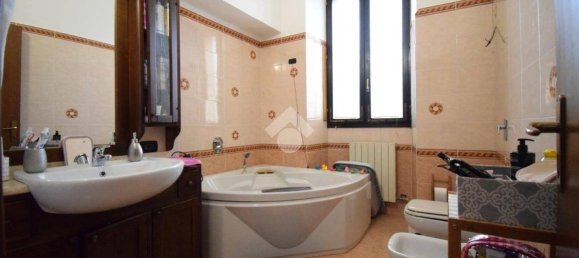 Apartamento de 2 dormitorios en Brugherio, Italy No. 293815 21