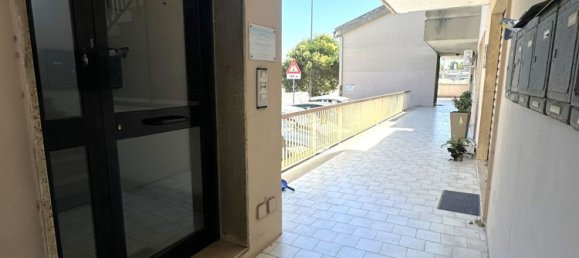 3 rooms Apartment in Sassari, Italy No. 73590 9
