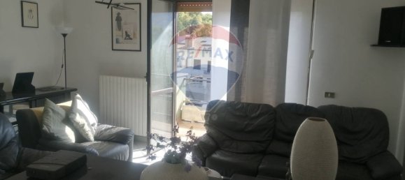 Квартира с 3 спальнями в Пополи, Италия № 347981 11