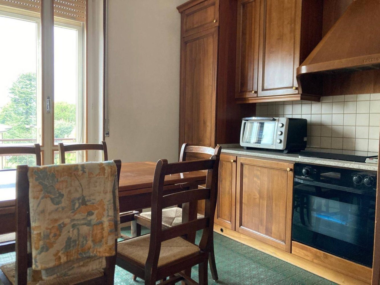 5 bedrooms Apartment in Mantua, Italy No. 362828