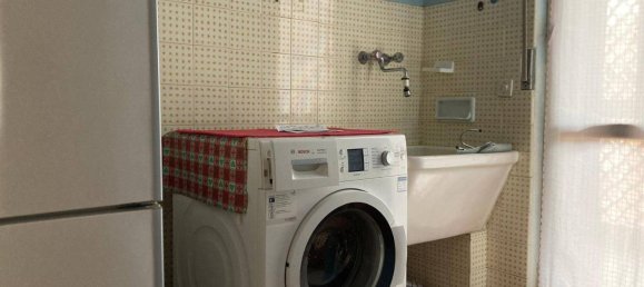 5 bedrooms Apartment in Mantua, Italy No. 362828 7