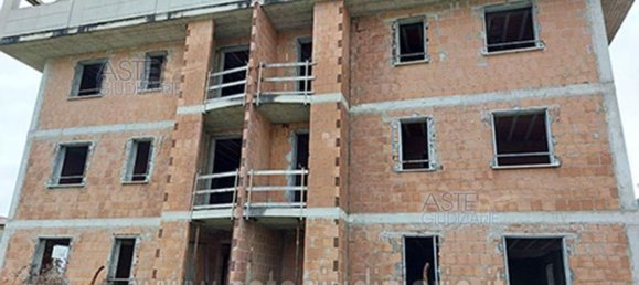 Дом с 16 спальнями в Коррополи, Италия № 350855 4