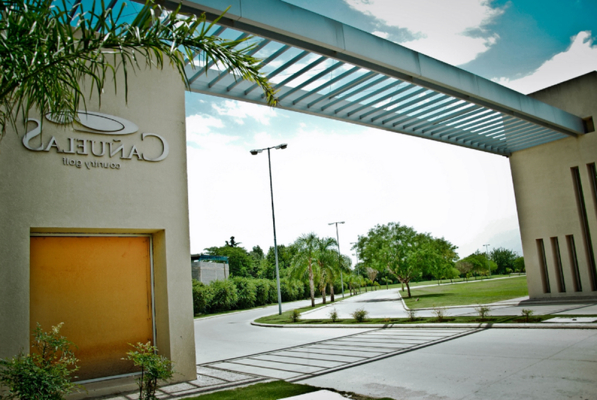  Land in Cordoba, Argentina No. 36113