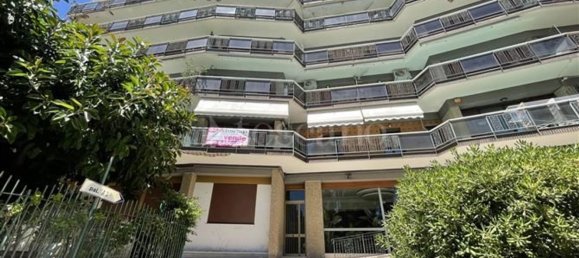 3 rooms Apartment in Messina, Italy No. 285955 6