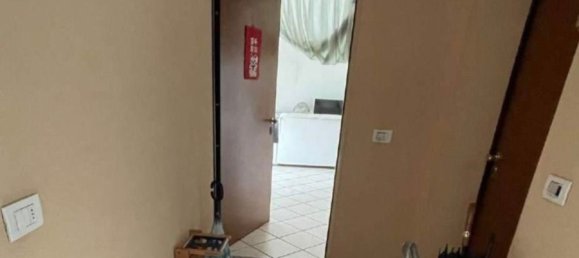 3 rooms Apartment in Canegrate, Italy No. 158564 10