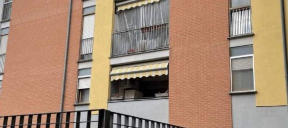 3 rooms Apartment in Canegrate, Italy No. 158564 5