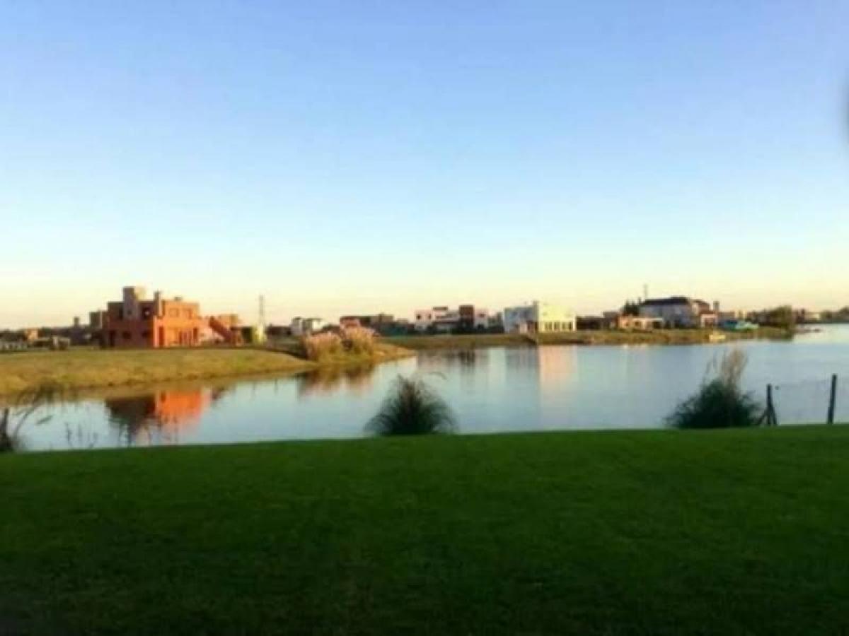 Земельный участок в Тигре, Аргентина № 34214