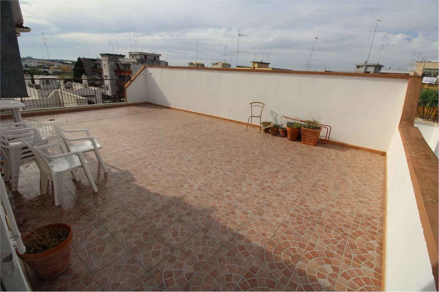 4 bedrooms Penthouse in Capurso, Italy No. 371544