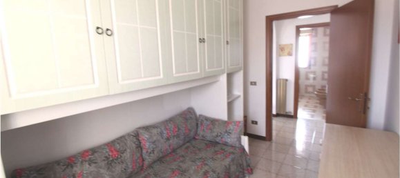 4 bedrooms Penthouse in Capurso, Italy No. 371544 16